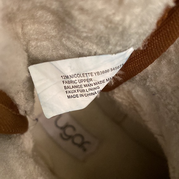 Super cute boots with laser cut gold design size 12 - Picture 8 of 8